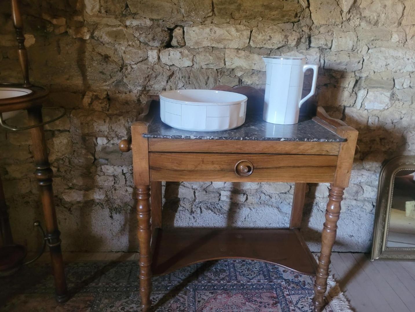 Nuit Insolite, Chambre Au Dessus D'Une Etable La Chapelle-Themer Zewnętrze zdjęcie